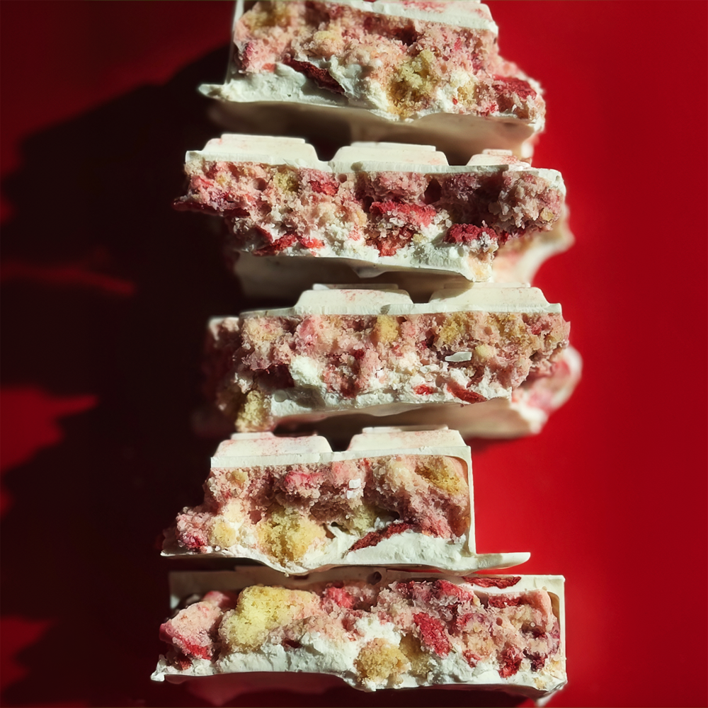 Strawberry Crush - Strawberry Shortcake Stuffed Chocolate Bar Kit