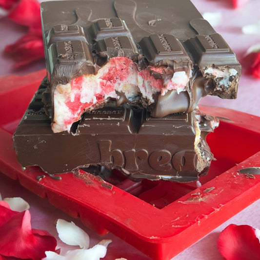 **PREORDER** CUPID'S CRUSH STRAWBERRY SHORTCAKE CHOCOLATE REFILL KIT *VALENTINES DAY*